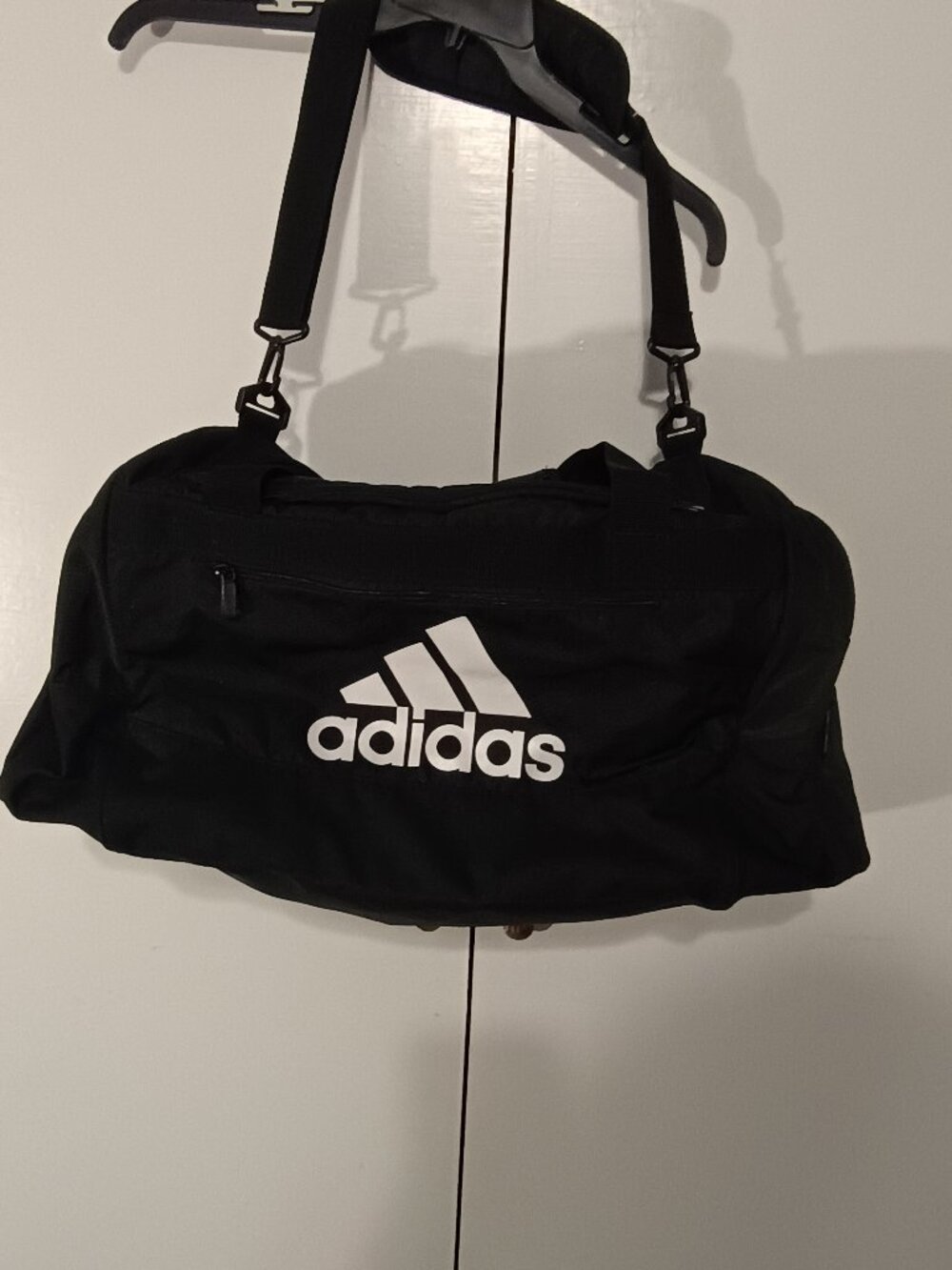 adidas Black Performance Duffel Gym Travel Bag Shoulder Strap Zip Pockets - Picture 2 of 8